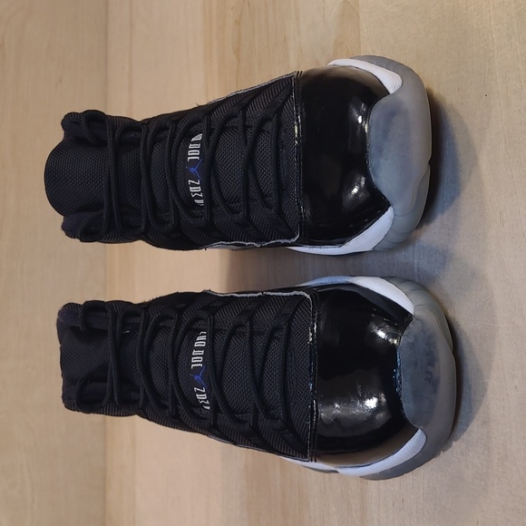 Air Jordan 11 Retro Space Jams 2016 Black Purple Shoes 378038-008 - Picture 3 of 10